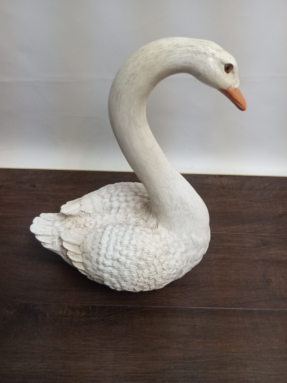 White Swan Decorative Sculpture - Home Art